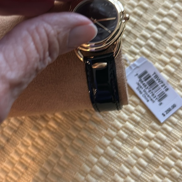 NIB Tory Burch Black and Gold Women's Watch - Picture 9 of 9